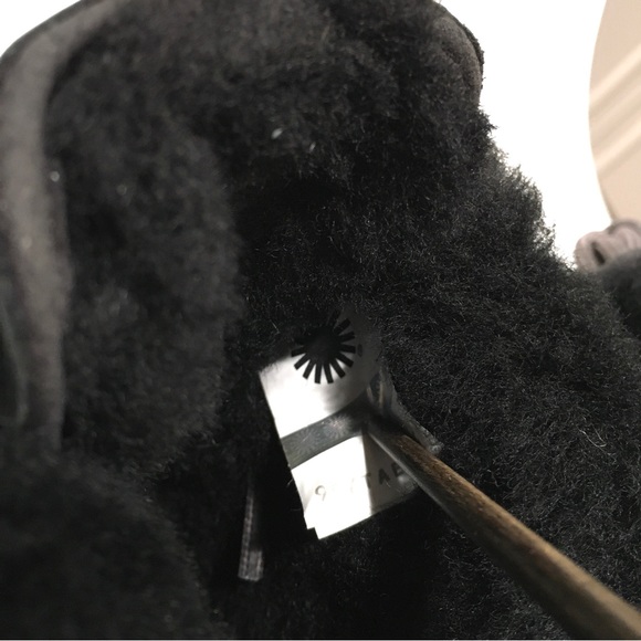 UGG ADIRONDACK II EXOTIC LEOPARD SNOW BOOTS -WATERPROOF BLACK LEATHER -US 6 -NEW - Picture 7 of 10